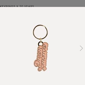 Maje dream tomorrow key ring new